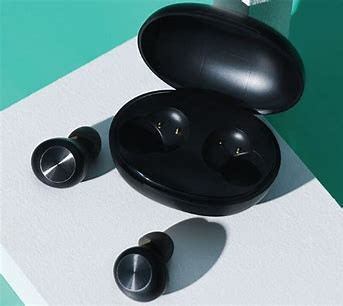 Dizo GoPods D budget TWS earbuds with noise cancellation